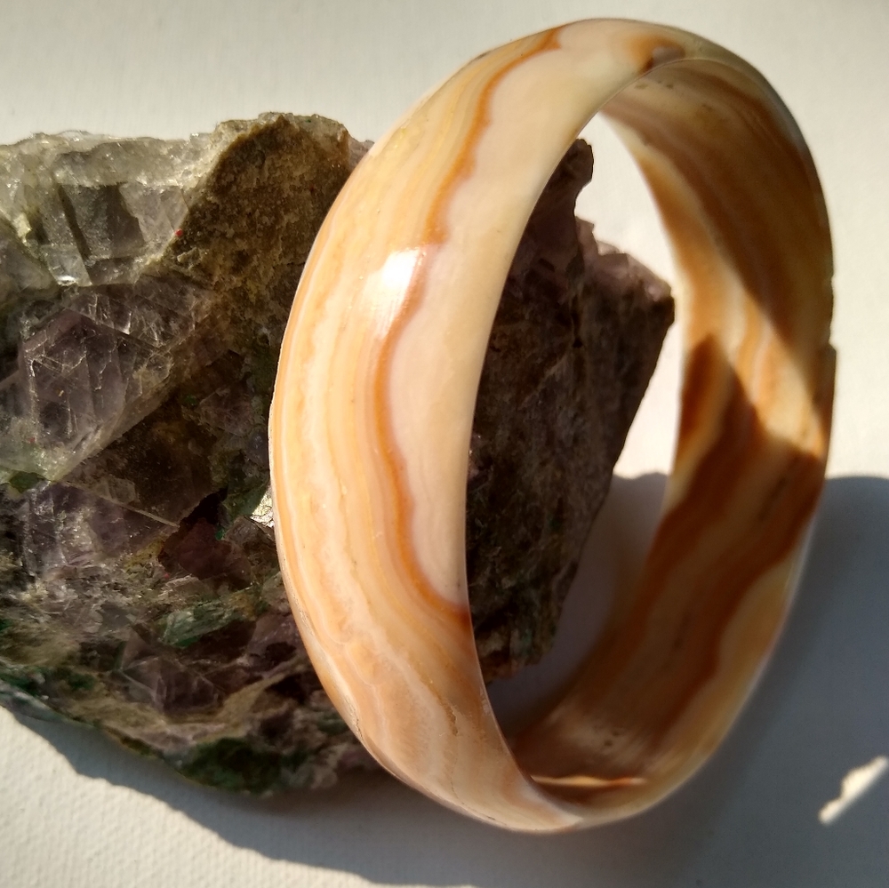 Vintage Shell Bangle - image 1